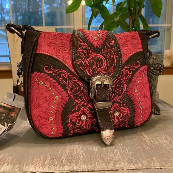 Montana West pink dark brown buckle and rhinestone crossbody NWT - Picture 14 of 16